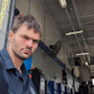 Meet your Posher, Daniel